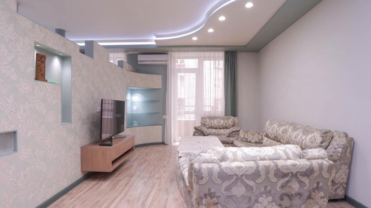 Stay Inn Apartments At Northern Avenue Yerevan Ngoại thất bức ảnh